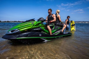 2015 Kawasaki_Jet Ski_Ultra 310LX_action_2.med